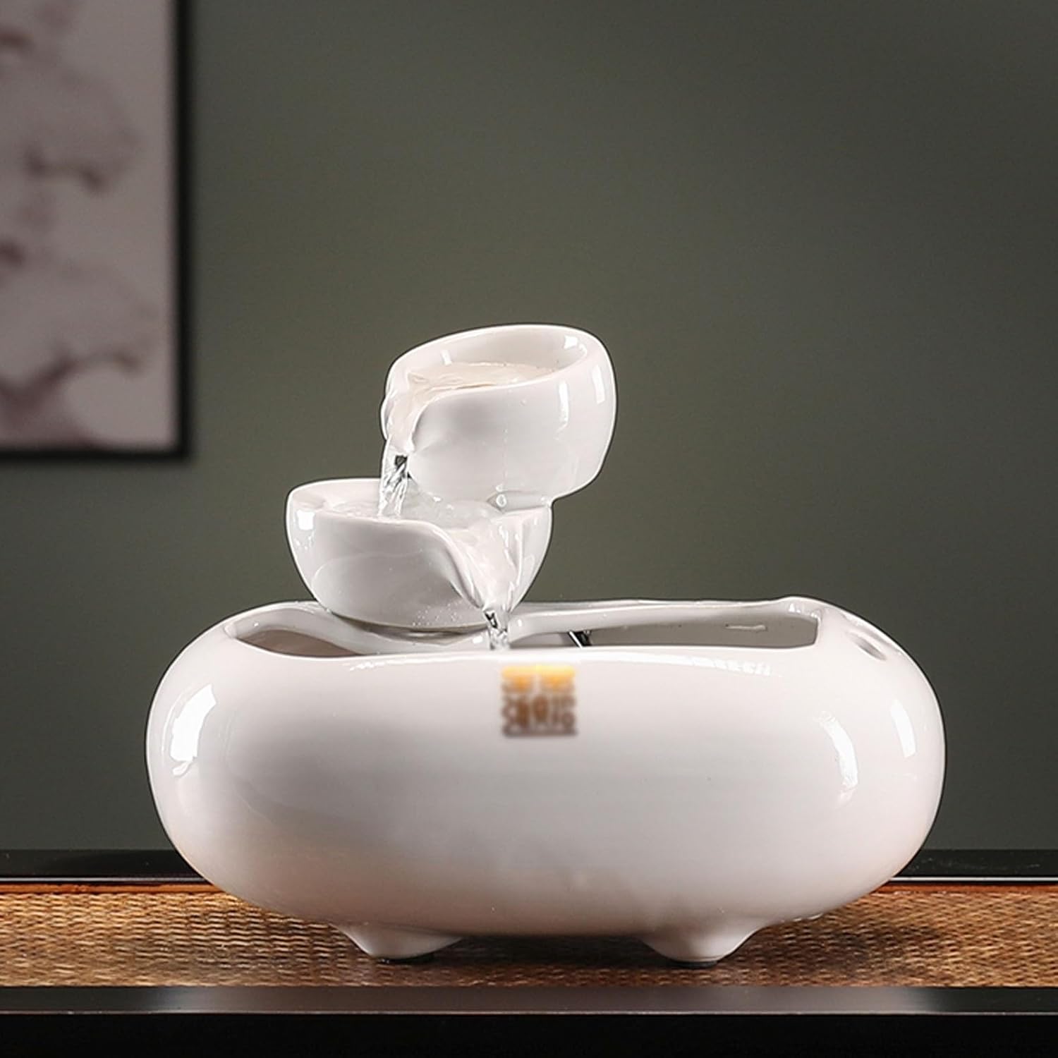 Creative Ceramic Water Circulation Tabletop Fountain with Atomizer