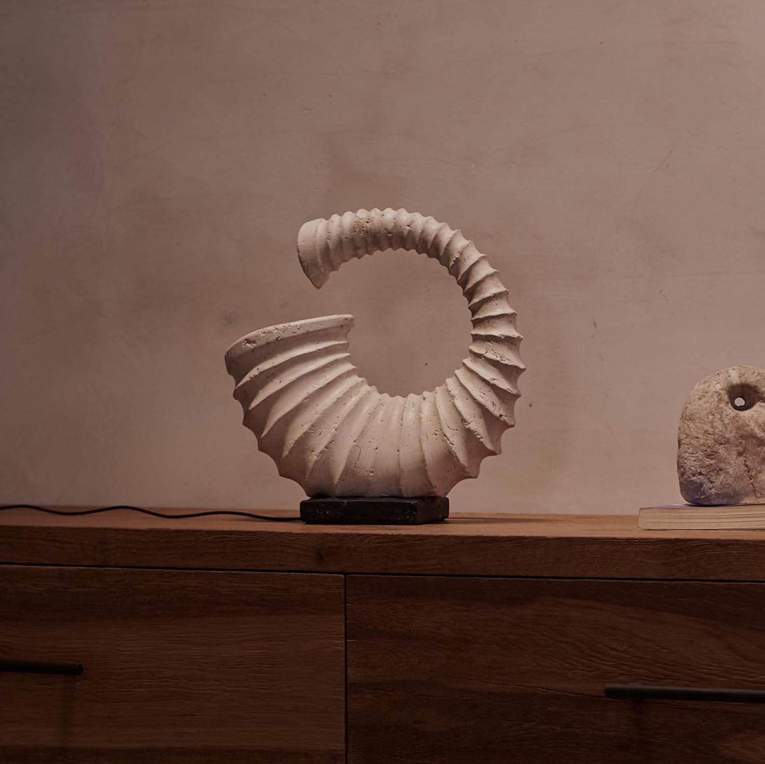 Depth Indoor Tabletop Fountain with Seashell Design