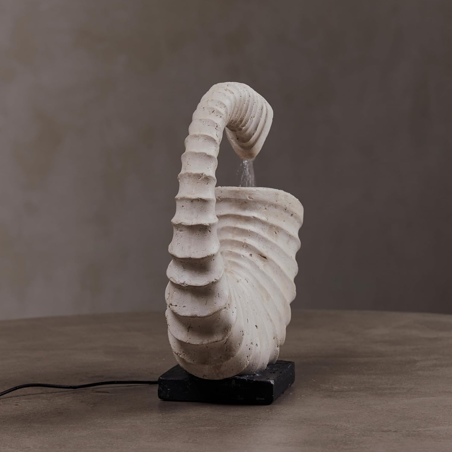 Depth Indoor Tabletop Fountain with Seashell Design